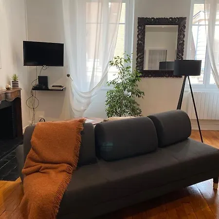 La Petite Chouette, Et Cosy T2 アパート